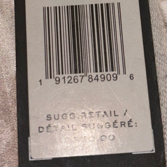 MARC JACOBS The Softest - Picture 5 of 11